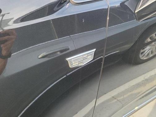 2023 Cadillac XT5 Luxury