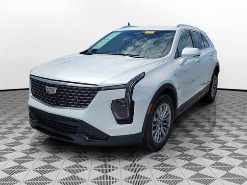 2024 Cadillac XT4 Premium Luxury