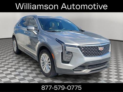 2024 Cadillac XT4 Luxury
