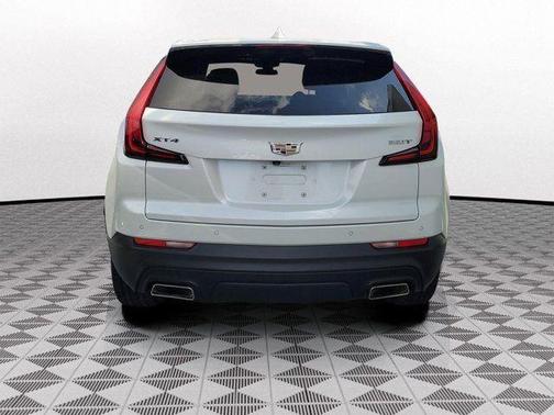 2023 Cadillac XT4 Luxury