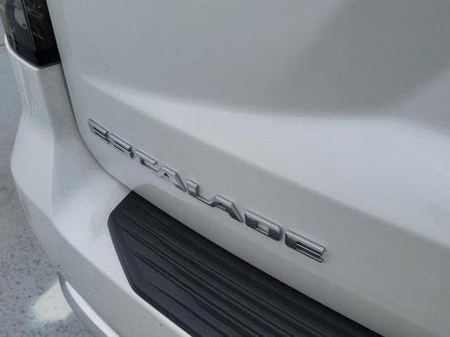 2024 Cadillac Escalade Luxury