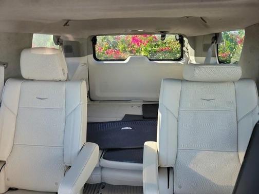 2024 Cadillac Escalade Premium Luxury Platinum