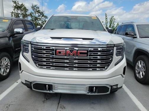 2025 GMC Sierra 1500 Denali