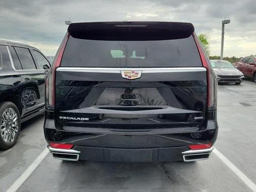 2024 Cadillac Escalade ESV Luxury