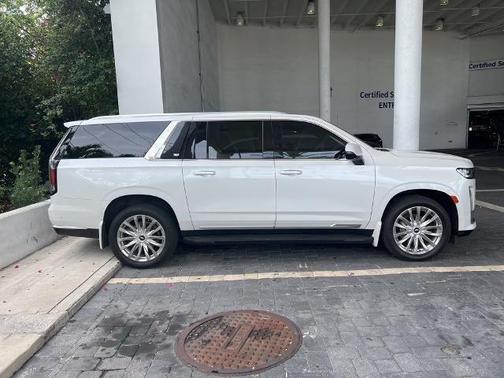2021 Cadillac Escalade ESV Premium Luxury