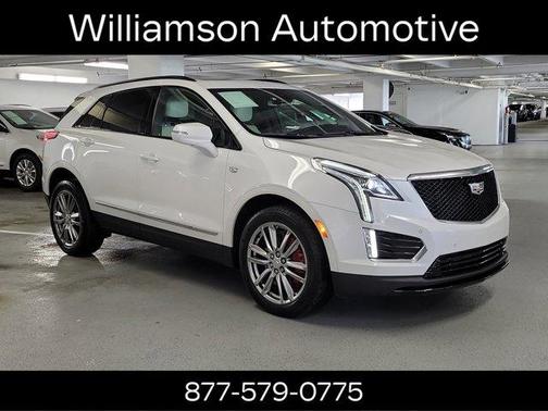 2022 Cadillac XT5 Sport