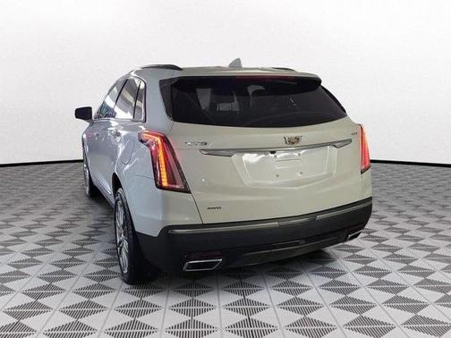 2022 Cadillac XT5 Sport