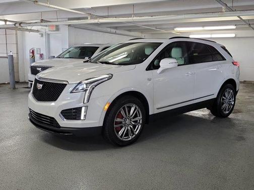 2022 Cadillac XT5 Sport