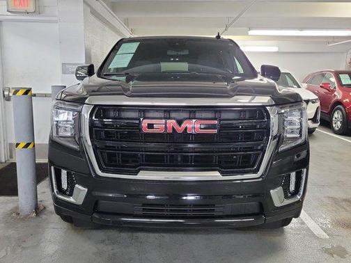 2023 GMC Yukon SLE