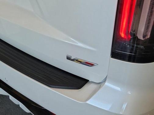 2024 Cadillac Escalade Standard