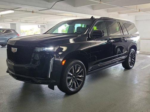 2023 Cadillac Escalade ESV Sport Platinum