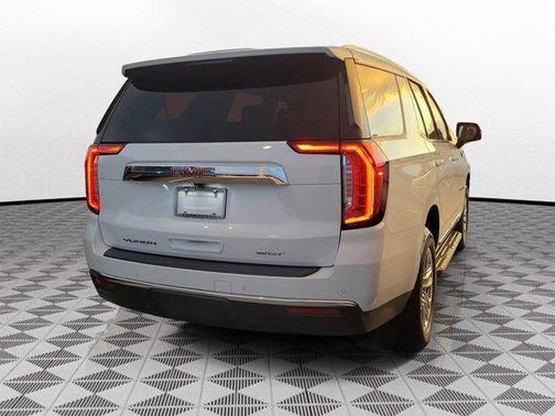 Summit White 2022 GMC Yukon SLT