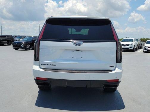 2022 Cadillac Escalade ESV Sport