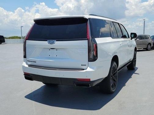 2022 Cadillac Escalade ESV Sport