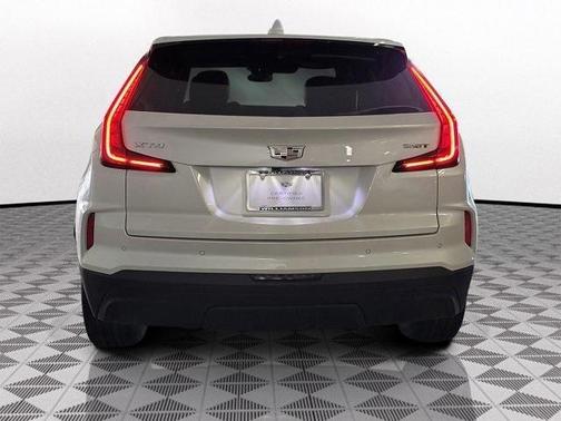 2024 Cadillac XT4 Luxury