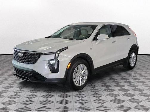 2024 Cadillac XT4 Luxury