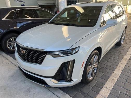 2023 Cadillac XT6 Premium Luxury FWD