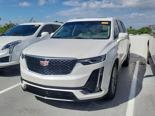 2024 Cadillac XT6 Premium Luxury FWD