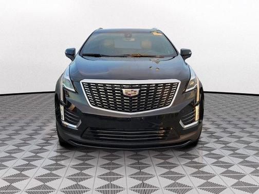 Stellar Black Metallic 2023 Cadillac XT5 Luxury