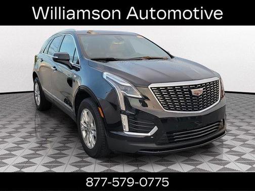 Stellar Black Metallic 2023 Cadillac XT5 Luxury
