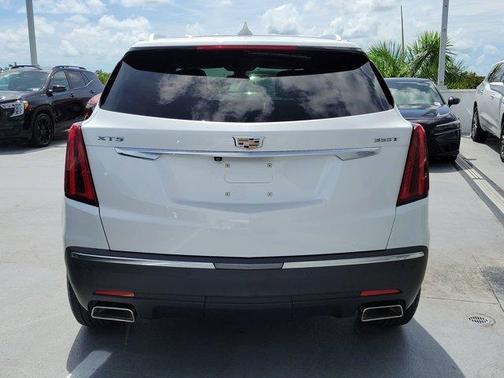 2022 Cadillac XT5 Luxury