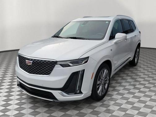 2024 Cadillac XT6 Premium Luxury FWD