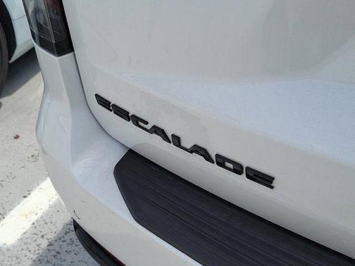 Crystal White Tri-Coat 2023 Cadillac Escalade ESV Sport Platinum