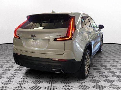 2023 Cadillac XT4 Luxury