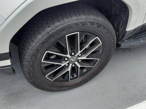 White 2024 Lexus GX 550 PREMIUM+