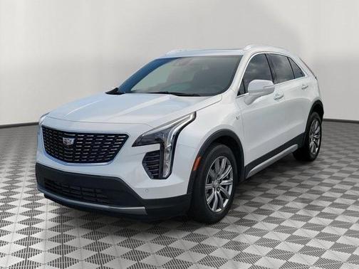 2022 Cadillac XT4 Premium Luxury