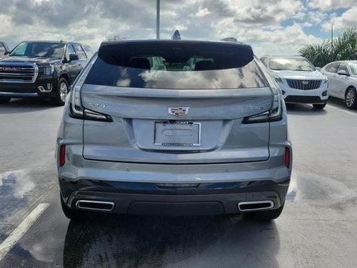 2024 Cadillac XT4 Sport