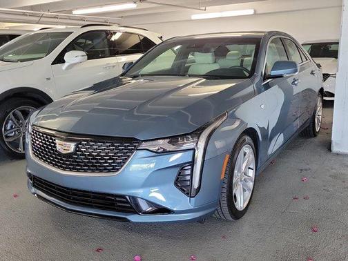 2024 Cadillac CT4 Luxury