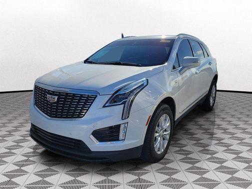 Crystal White Tri-Coat 2023 Cadillac XT5 Luxury