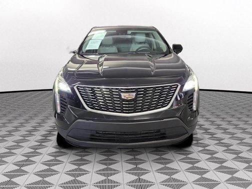 Stellar Black Metallic 2023 Cadillac XT4 Luxury