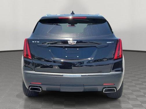2022 Cadillac XT5 Luxury