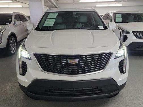 Crystal White Tri-Coat 2023 Cadillac XT4 Luxury