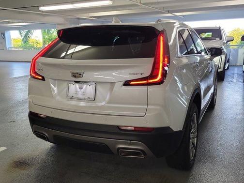 Crystal White Tri-Coat 2023 Cadillac XT4 Premium Luxury