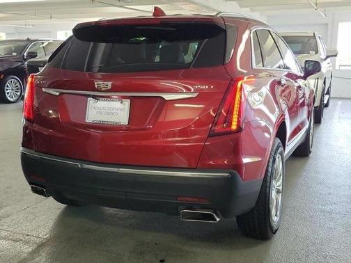 2023 Cadillac XT5 Luxury