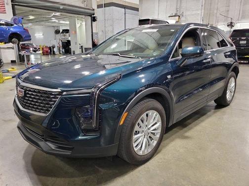 2024 Cadillac XT4 Luxury