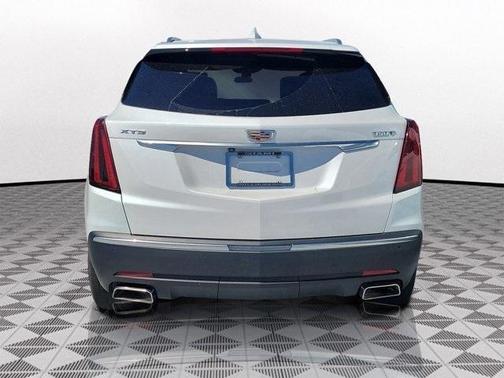 2022 Cadillac XT5 Luxury