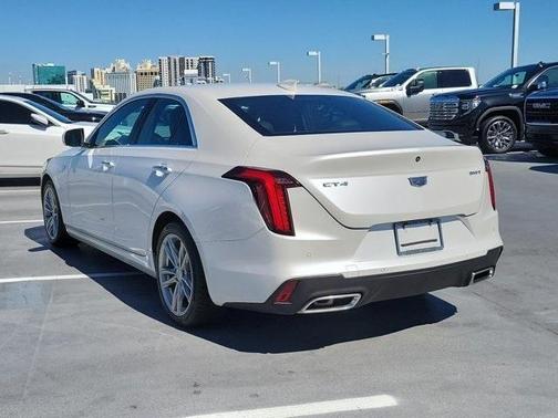 2024 Cadillac CT4 Luxury