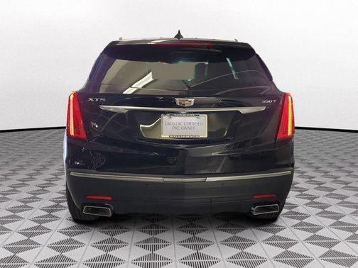 2025 Cadillac XT5 Luxury