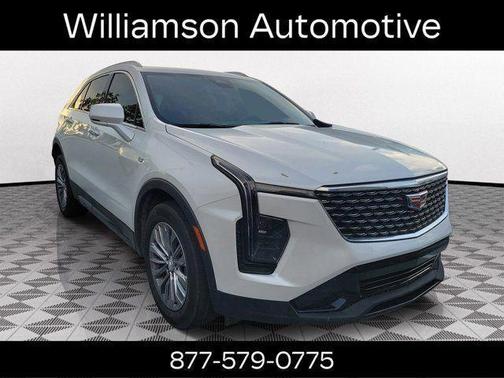 Crystal White Tri-Coat 2024 Cadillac XT4 Premium Luxury