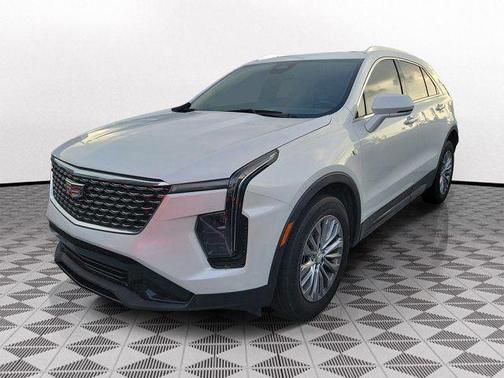 Crystal White Tri-Coat 2024 Cadillac XT4 Premium Luxury