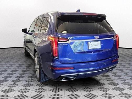 2023 Cadillac XT6 Premium Luxury FWD