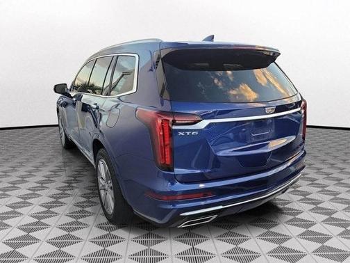 2023 Cadillac XT6 Premium Luxury FWD