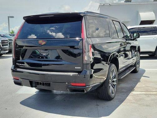2023 Cadillac Escalade ESV Sport