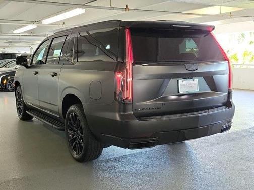 2024 Cadillac Escalade ESV Sport