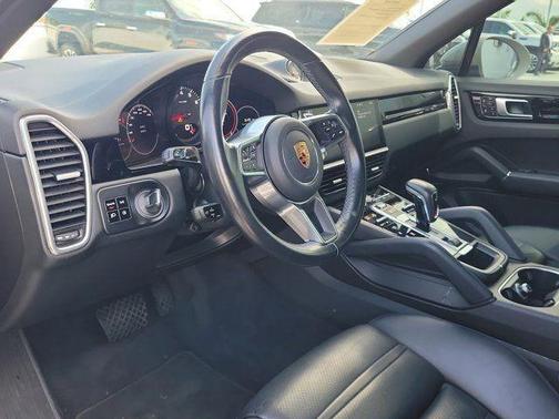 White 2020 Porsche Cayenne Base
