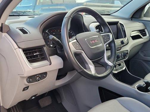White Frost Tri-Coat 2023 GMC Terrain SLT